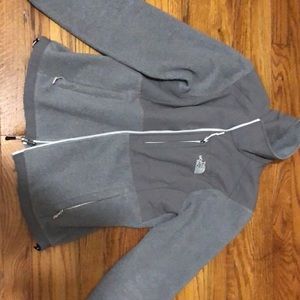 Like new women’s medium Northface  fleece